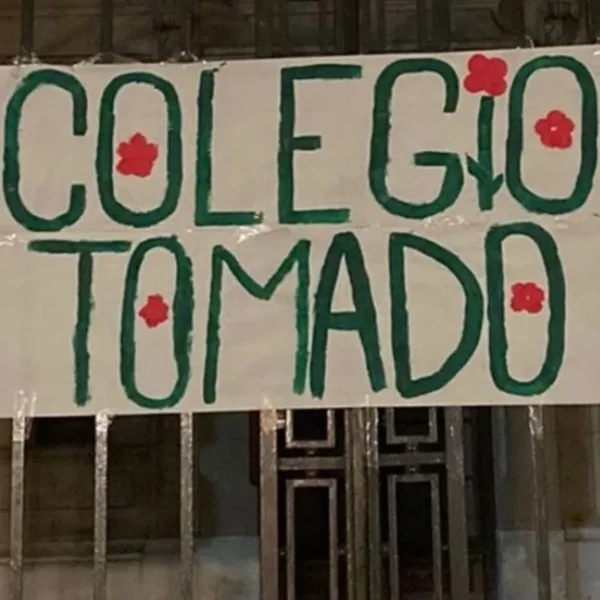 Tomaron el Nacional Buenos Aires en rechazo al veto de Milei a la ley de Financiamiento Universitario