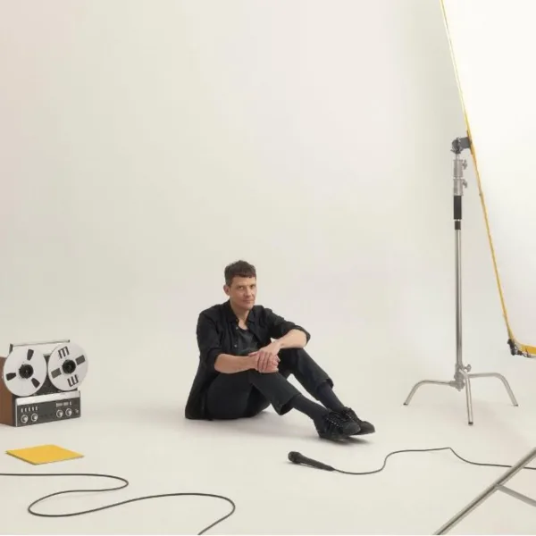 Juan Campodónico lanzó su primer disco