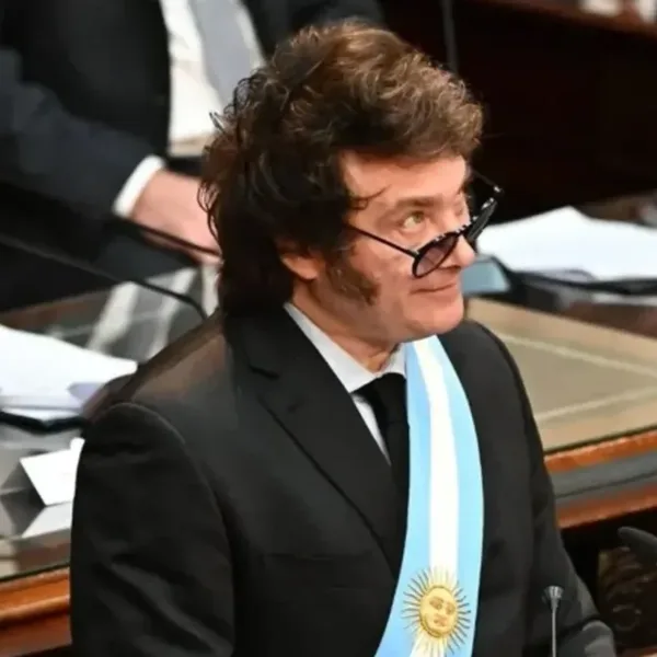 Milei llegó a EE.UU. para reunirse con Donald Trump: espera firmar la ayuda económica para Argentina