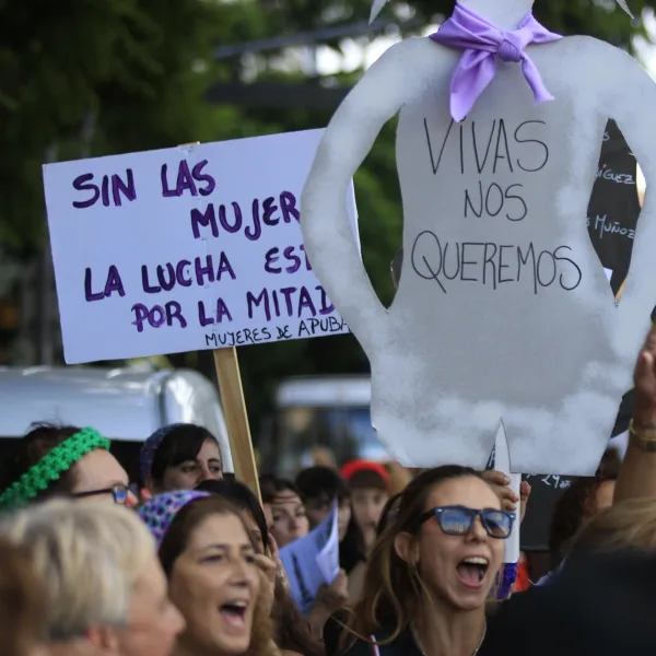 Convocan a una movilización por el triple femicidio de Lara, Brenda y Morena