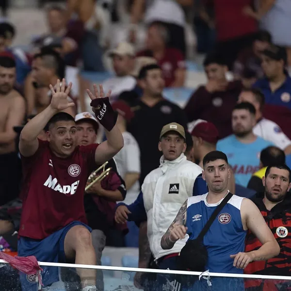 Lanús eliminó a Fluminense y está en semifinales de la Copa Sudamericana: los hinchas sufrieron represión en el Maracaná