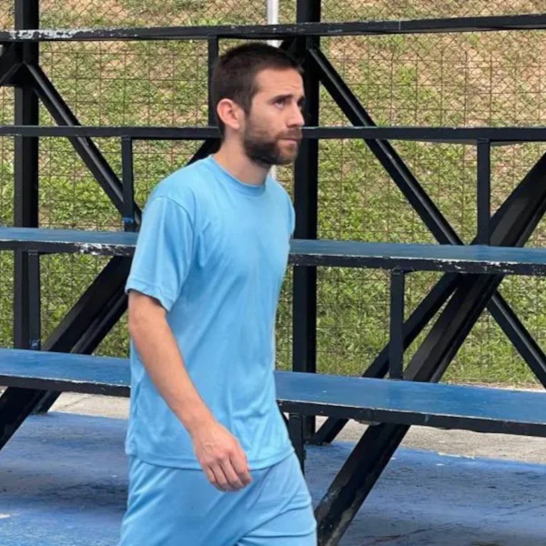 La madre del gendarme detenido en Venezuela reclamó que termine la "situación angustiante"