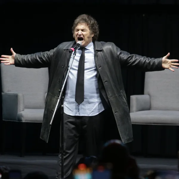 Javier Milei prepara un "show musical" para presentar su nuevo libro