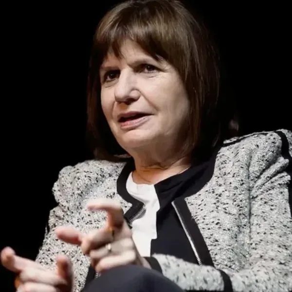 Bullrich pidió no politizar el triple femicidio de La Matanza, pero criticó a Kicillof
