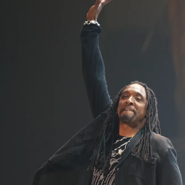 Bernard Fowler en Argentina: su amistad con Charly García, la canción "maldita" de Rolling Stones y el recuerdo de Charlie Watts