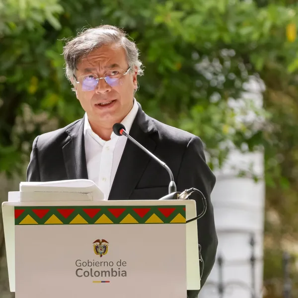 Estados Unidos le revocó su visa al presidente de Colombia por acciones "imprudentes e incendiarias"