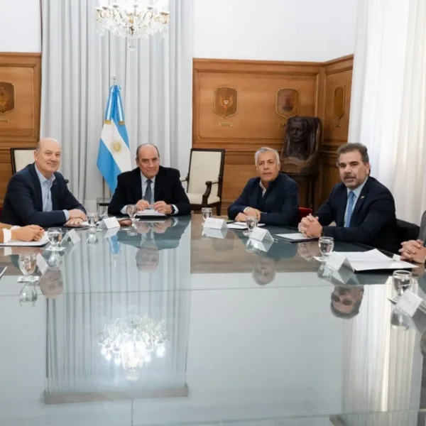 El Gobierno citó al Consejo de Mayo