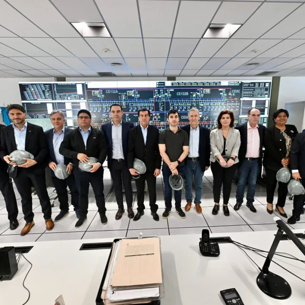Gobernadores de Provincias Unidas cuestionan la disputa entre kirchnerismo y mileísmo