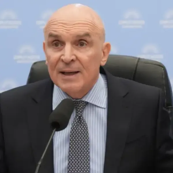 Tras declinar su candidatura | Espert renunció a la presidencia de la Comisión de Presupuesto de Diputados