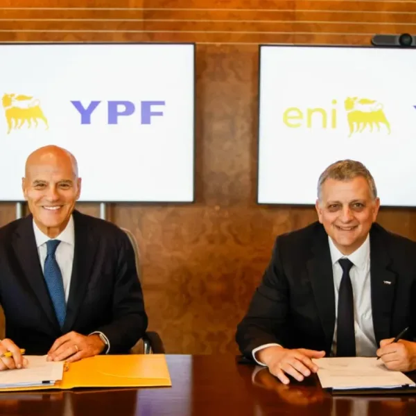 YPF firmó un acuerdo con empresa italina para potenciar exportaciones de Vaca Muerta