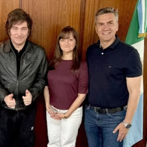 Milei pasó por Chaco y Corrientes para continuar con la campaña: "Sigan aguantando" 