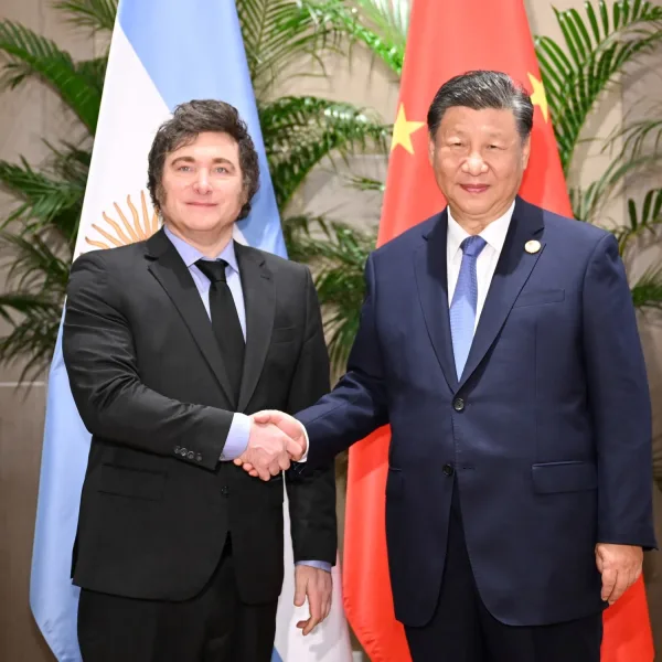 China responde a EE. UU.: “América Latina y el Caribe no son el patio trasero de nadie”