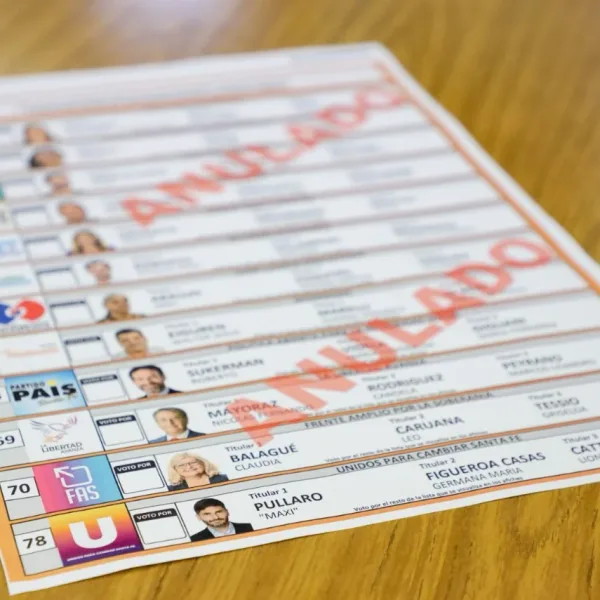 El fiscal rechazó reimprimir las boletas en PBA, deberá definir la CNE