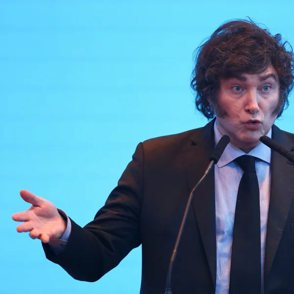 Milei no asistirá al coloquio de IDEA en Mar del Plata debido a compromisos de gestión