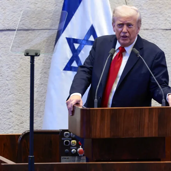 Trump fue ovacionado en Israel: "Es el fin de una era de terror y el comienzo de una era de fe y esperanza"