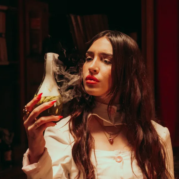 Juli Martorell presenta "Guerra del Amor"