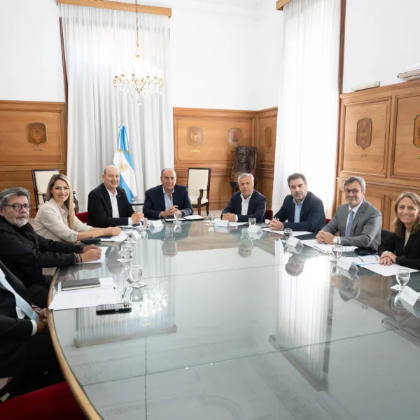 Guillermo Francos encabezó una nueva reunión del Consejo de Mayo en la Casa Rosada