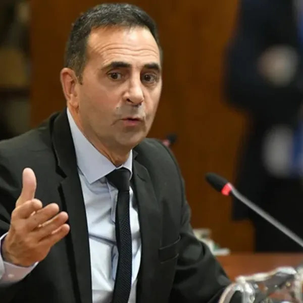 El Secretario de Trabajo negó que la reforma laboral quite derechos