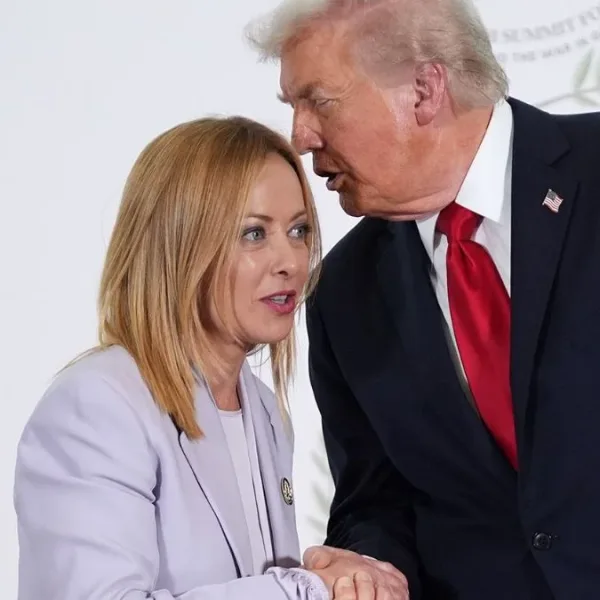 Trump sugirió que Italia rompió con la UE para negociar una baja de aranceles y generó un revuelo internacional