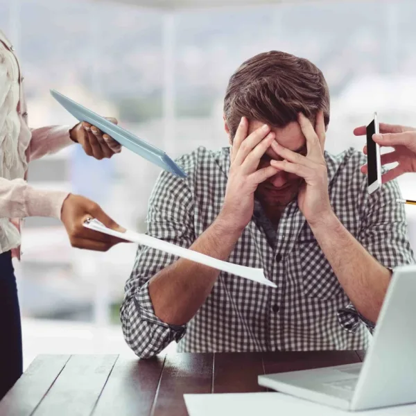 Burnout: 10 consejos para evitar el agotamiento mental de fin de año