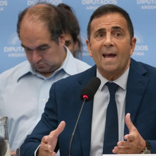 El Gobierno presentó ante Diputados los principales lineamientos de la reforma laboral