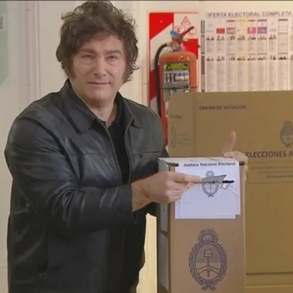 Javier Milei votó en medio de un operativo de seguridad en Almagro