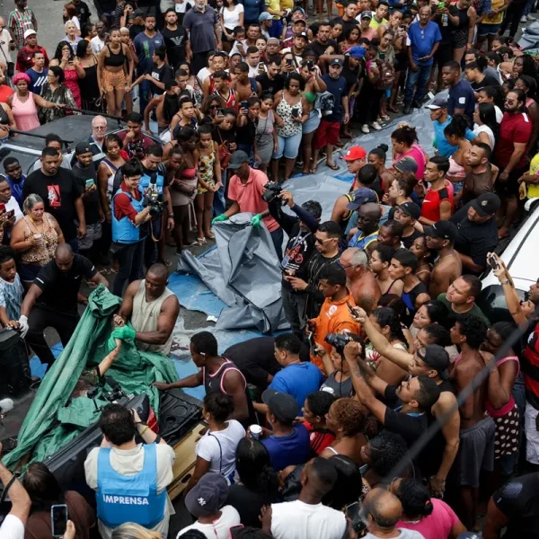 Operativo antinarco en Río: hallan cadáveres en las favelas y ya son más de 120 muertos