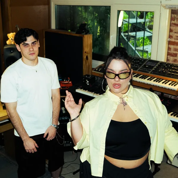 AFTER presenta su Sesión #10 “Te Arrepentiste” junto a Luz Gaggi, marcando su regreso a la escena musical