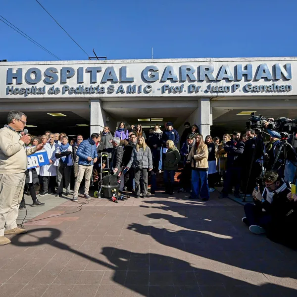 El Gobierno anunció un aumento del 60% para los trabajadores del Hospital Garrahan