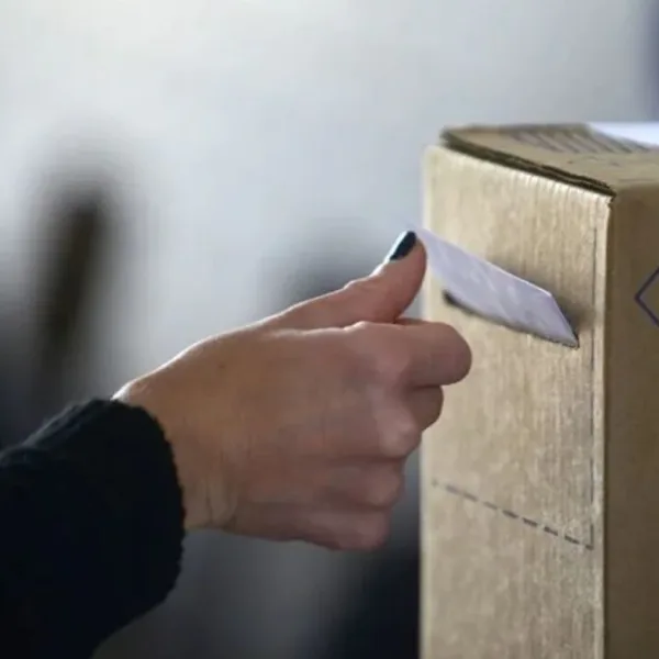 Escrutinio definitivo: LLA y el peronismo y los libertarios ganaron por menos de 30.000 votos 