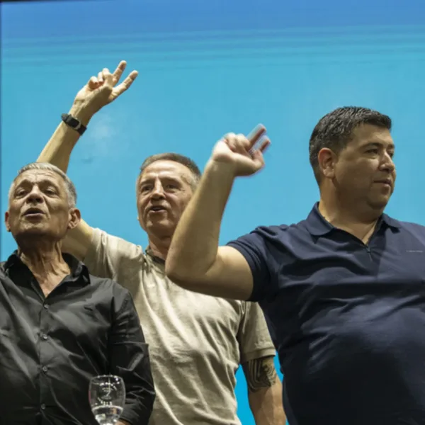 La CGT advirtió al Gobierno por la reforma laboral; Arrancó el juicio por los cuadernos de las coimas; Messi habló de su futuro; y más...