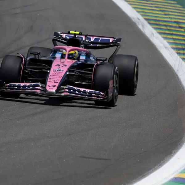 Tras la confirmación de Alpine, Colapinto terminó 16° en la primera práctica en Brasil