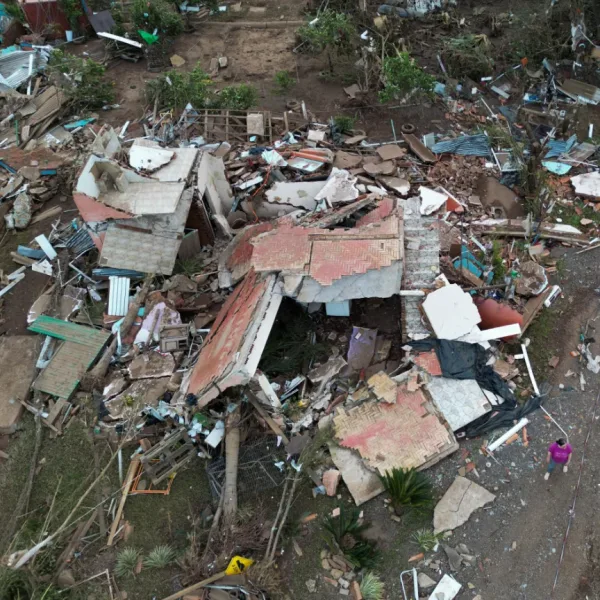 Al menos seis muertos y más de 430 heridos por un feroz tornado en el sur de Brasil