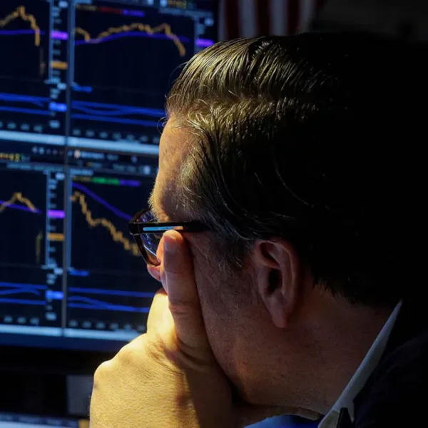 Riesgo país perfora los 600 puntos; Ecuerdo comercial con EEUU está "prácticamente cerrado"; Jubilados que trabajan y más...