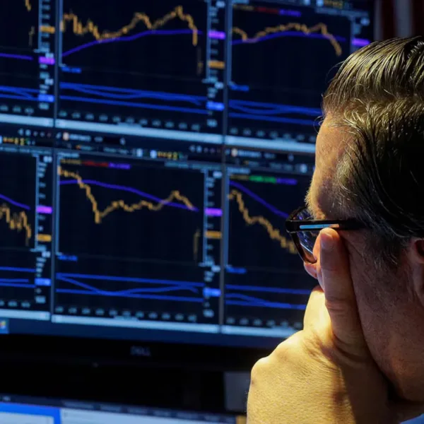 El riesgo país perfora los 600 puntos y toca su nivel más bajo desde enero