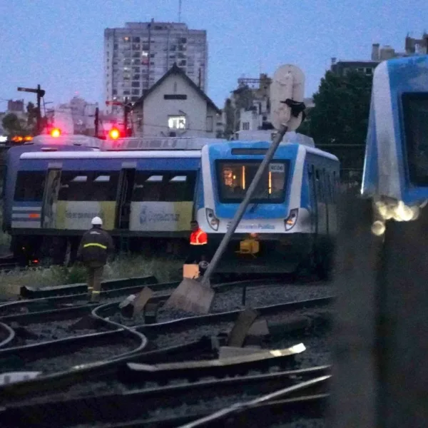 Tras el descarrilamiento en Liniers, el Sarmiento circula con demoras