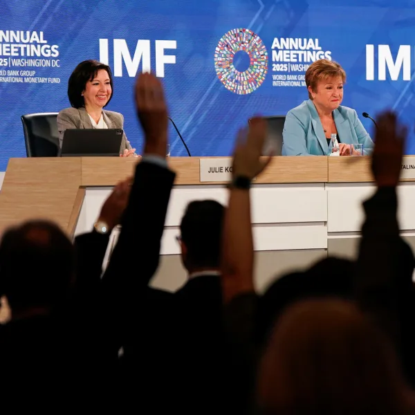 El FMI pidió un esquema cambiario “robusto” y advirtió sobre las metas de reservas