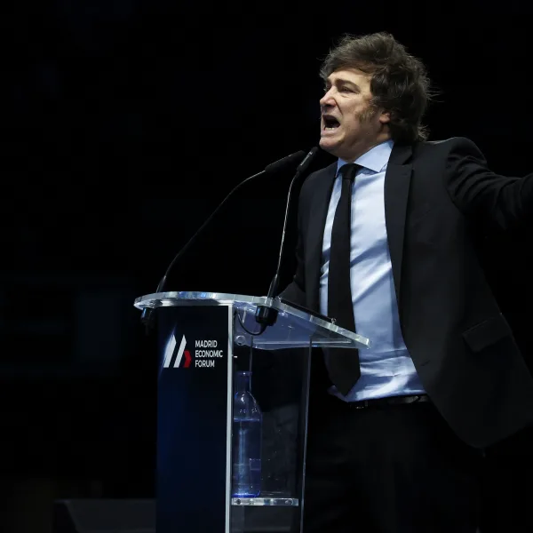 Milei acusó a Errepar de haber sido el origen de la “opereta” sobre el monotributo y Ganancias