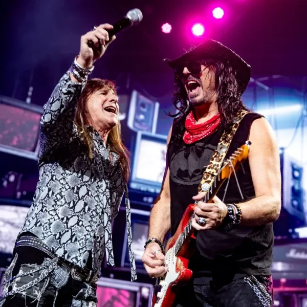 Rata Blanca celebró los 35 años de su legendario disco:¨Magos, espadas y rosas¨ 