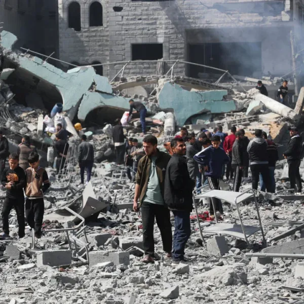 Al menos 24 muertos y decenas de heridos en bombardeos de Israel en Gaza durante una tregua