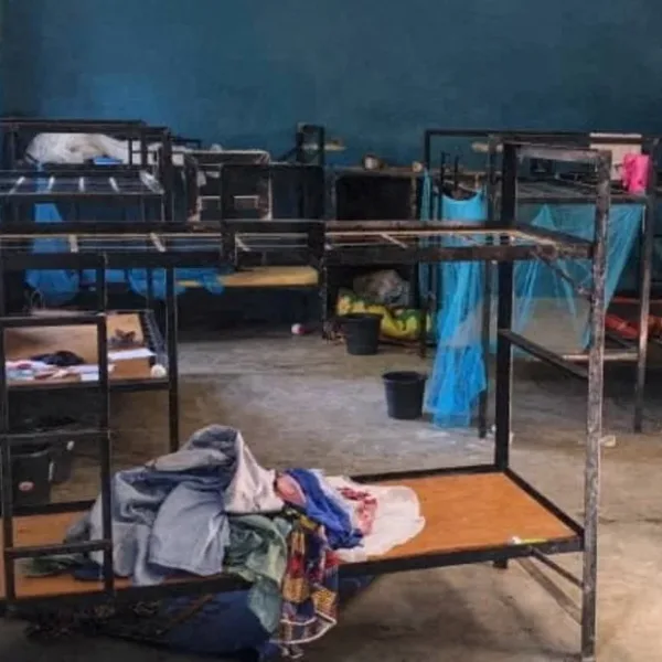 Nigeria: 50 estudiantes lograron escapar tras un secuestro masivo, más de 250 chicos siguen desaparecidos