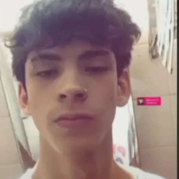 Buscan a un joven de 17 años que desapareció el sábado en Palermo 