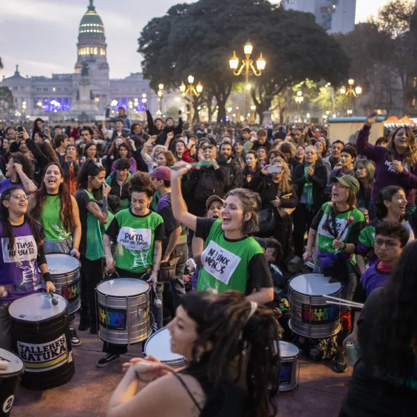 10 años de Ni Una Menos: el libro que invita a la memoria y reflexión