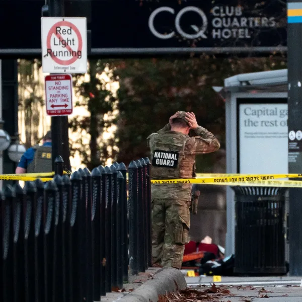 EEUU: Dos miembros de la Guardia Nacional fueron baleados cerca de la Casa Blanca