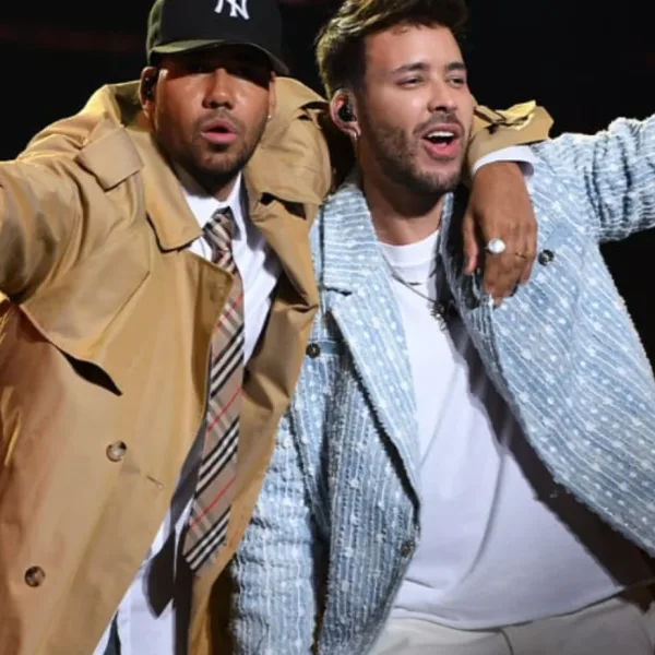 Romeo Santos y Prince Royce hacen historia con su álbum conjunto, Better Late Than Never