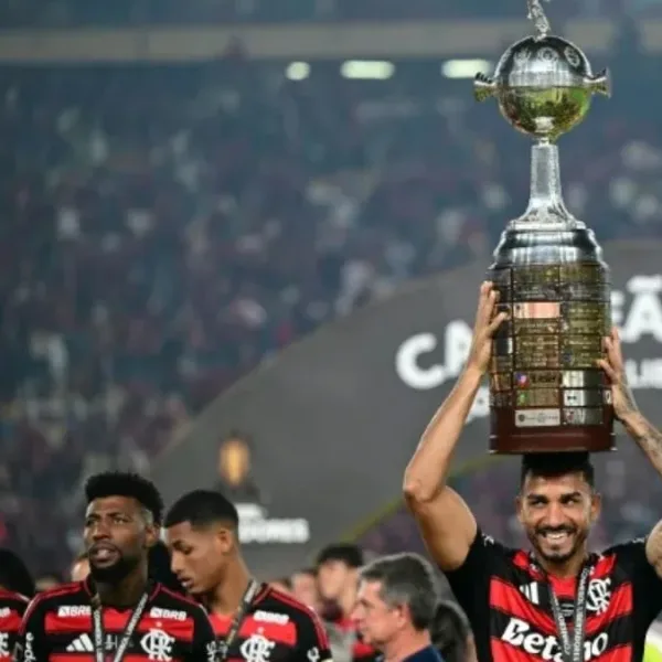 Flamengo se consagró campeón de la Copa Libertadores tras un cabezazo de Danilo
