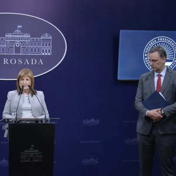 Manuel Adorni y Patricia Bullrich anunciaron reformas en el Código Penal