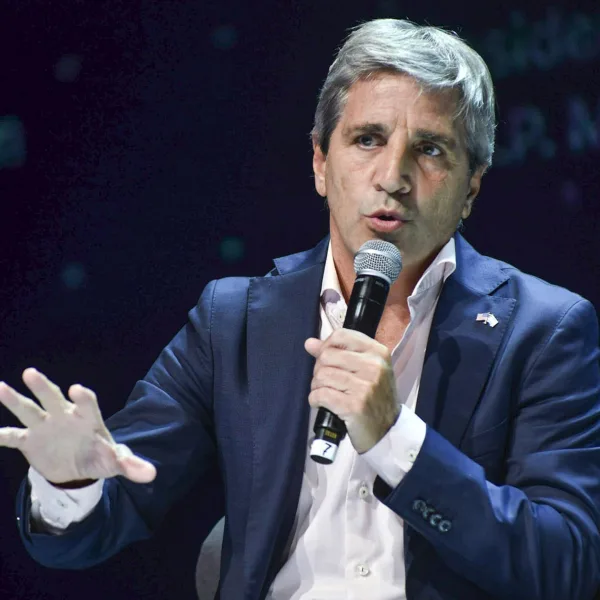 Caputo celebró que La Libertad Avanza tenga primera minoría en Diputados