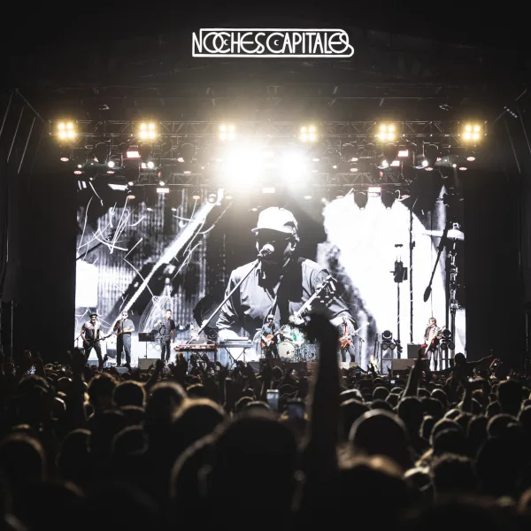 Andrés Calamaro regresó a La Plata para una nueva edición de "Noches Capitales"