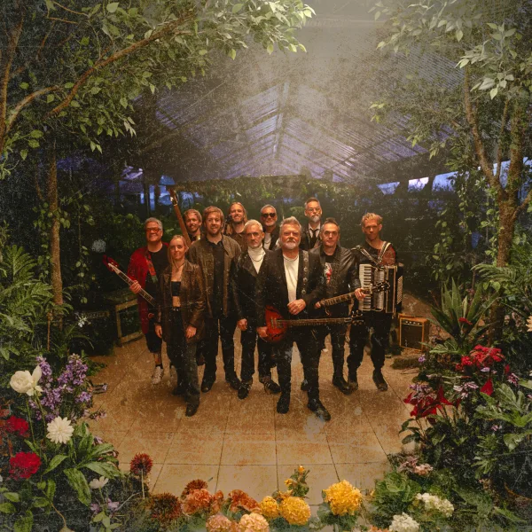 Los Pericos lanzaron “Amor Bonsai” junto a El Plan de la Mariposa y dejaron una contundente definición sobre el amor